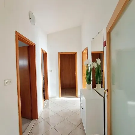 Appartement Mia With Pool1 *