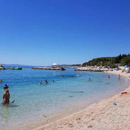 Διαμέρισμα Mia With Pool1