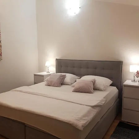 Mia With Pool1 Apartamento