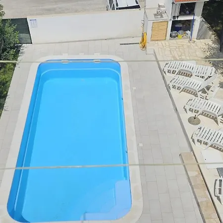 Mia With Pool1 Apartman Split