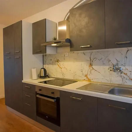 Mia With Pool1 Διαμέρισμα *