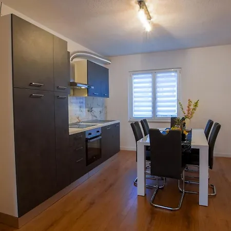 Apartamento Mia With Pool1 Split